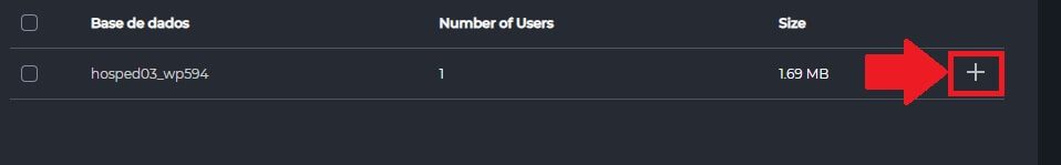 Clicando sobre o botão de "Mais Opções" do Banco de Dados no Gerenciamento MySQL